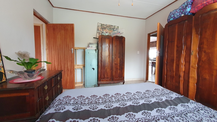 5 Bedroom Property for Sale in Dana Bay Western Cape